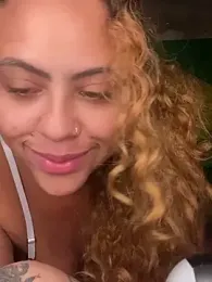 Chloe_Leaozinho — stripchat