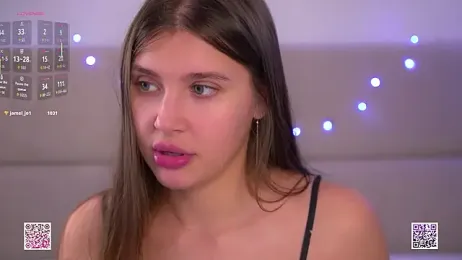 vivid_girls_vg — вебкам-модель онлайн на stripchat