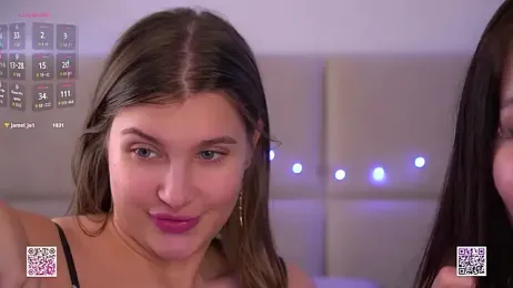 vivid_girls_vg — вебкам-модель онлайн на stripchat