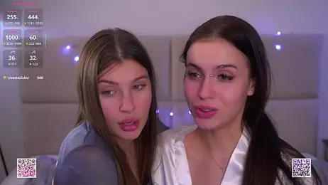 vivid_girls_vg — вебкам-модель онлайн на stripchat