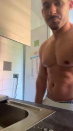 Brasiliano_cri9 — вебкам-модель онлайн на cam4