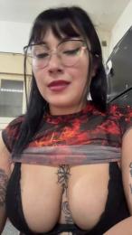 Lareyni26 — Cam4 stream photo (Jul 2026)
