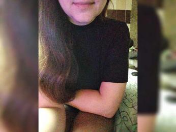 M-o-R-k-O-v-K-a — вебкам-модель онлайн на bongacams