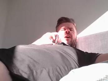 gonzo123 — Stripchat stream photo (Feb 2023)