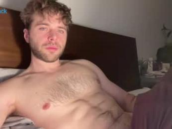 hot8pack01 — Chaturbate stream photo (Mar 2026)