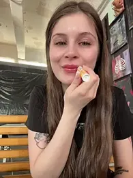 mmelicious — вебкам-модель онлайн на stripchat