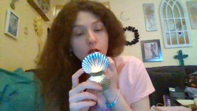 QueenCrimson — Cam4 stream photo (Aug 2026)