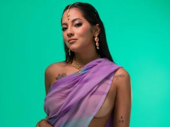 AnoukChopra — вебкам-модель онлайн на livejasmin