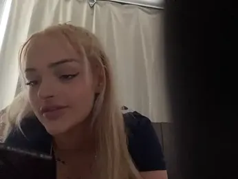 Xxvvvtwxx — Stripchat stream photo (Jun 2026)