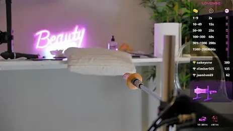 YourBurnWish — Stripchat stream photo (Sep 2026)