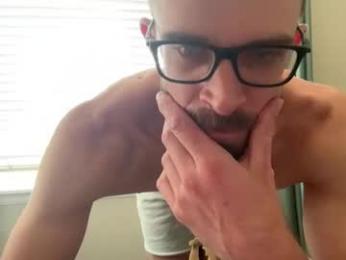 hungrunner24 — Chaturbate stream photo (May 2026)