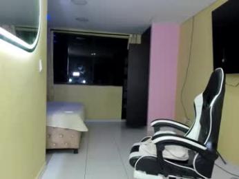 alejandraecheverri — Chaturbate stream photo (Mar 2026)