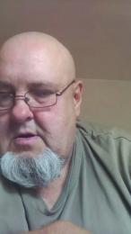 micha335 — вебкам-модель онлайн на cam4