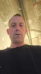 1978Toyboy — вебкам-модель онлайн на cam4