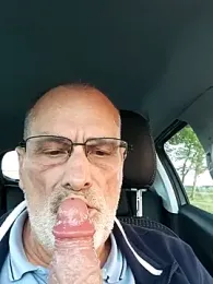 lui8181 — вебкам-модель онлайн на stripchat