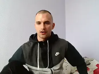 OskarBreno — Stripchat stream photo (Apr 2025)