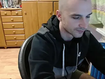 OskarBreno — Stripchat stream photo (Apr 2025)