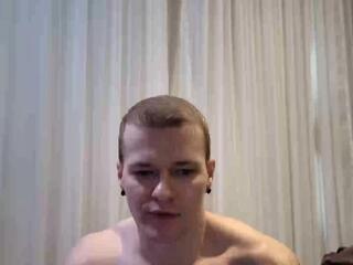 Pashka X — вебкам-модель онлайн на flirt4free