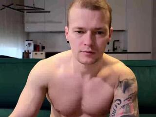 Pashka X — вебкам-модель онлайн на flirt4free