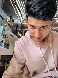 Juan_Hotcaliemte — Stripchat stream photo (Mar 2026)