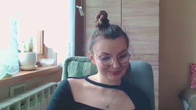 EllyHEARTx — Cam4 stream photo (Mar 2026)