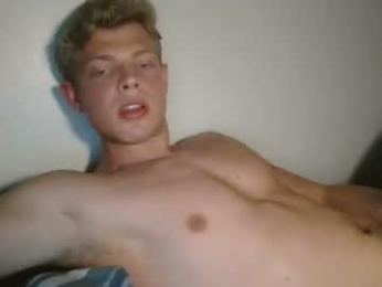 alexcoxx21 — вебкам-модель онлайн на chaturbate