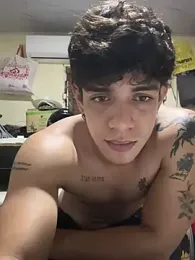 valdren_vylord — вебкам-модель онлайн на stripchat