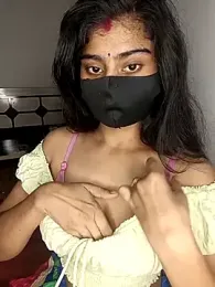 HOT-SHAKIRA — вебкам-модель онлайн на stripchat