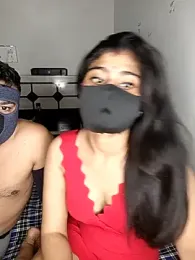 HOT-SHAKIRA — вебкам-модель онлайн на stripchat