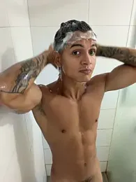 Paradise_boy__ — вебкам-модель онлайн на stripchat