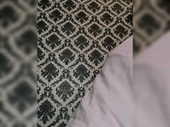 Rozvelt — вебкам-модель онлайн на bongacams