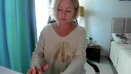 Colette__1977 — Stripchat stream photo (Oct 2025)