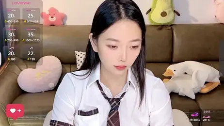 ziyu111 — Stripchat stream photo (Jun 2025)