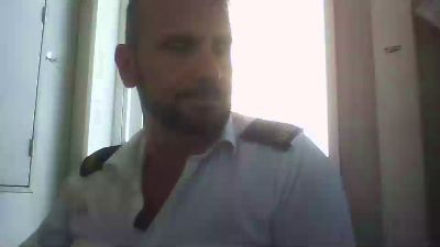 bolognabig — вебкам-модель онлайн на cam4