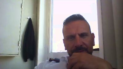 bolognabig — вебкам-модель онлайн на cam4