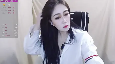 AkinLocal — Stripchat stream photo (Apr 2025)