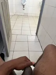 Black-mamba-madingo — Stripchat stream photo (Mar 2026)