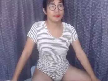 seductresstsjulia — вебкам-модель онлайн на chaturbate