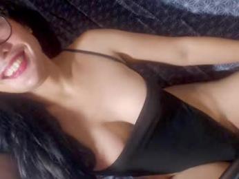 seductresstsjulia — вебкам-модель онлайн на chaturbate