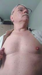 Bi59fun131 — Cam4 stream photo (Apr 2026)