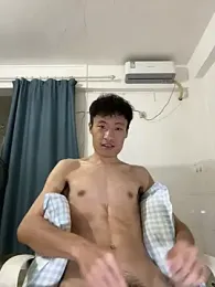 big8888big — вебкам-модель онлайн на stripchat