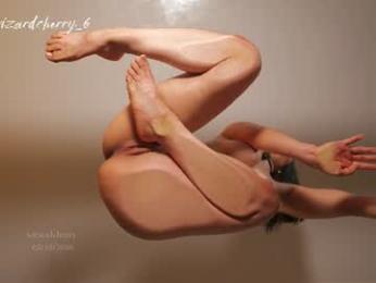 sensualcherry_ — вебкам-модель онлайн на chaturbate