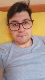 Redkayo — вебкам-модель онлайн на cam4