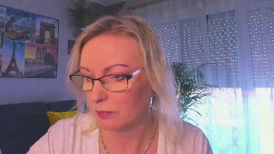 VanessaLUX — вебкам-модель онлайн на cam4