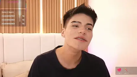Dulcey_ — вебкам-модель онлайн на stripchat