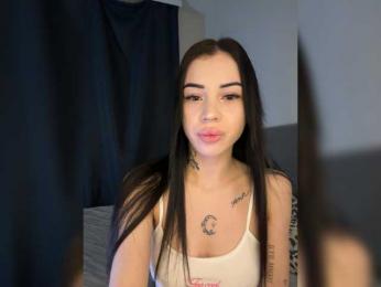 -dkny- — вебкам-модель онлайн на bongacams