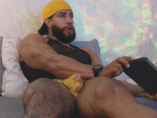 Osher Cox — flirt4free