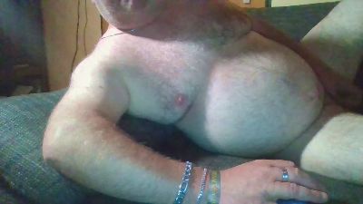 tom74bi — вебкам-модель онлайн на cam4