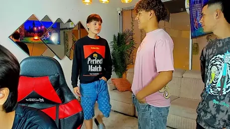 Houseofwarrios — Stripchat stream photo (Mar 2026)