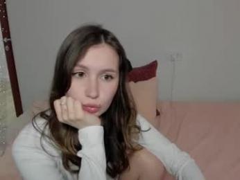 eumomino — Chaturbate stream photo (Apr 2026)